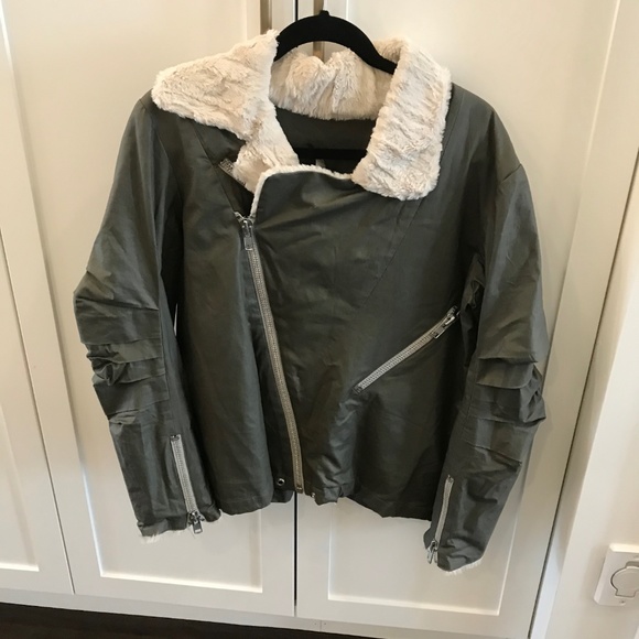 Erin Kleinberg Jacket- Size L - Picture 3 of 3